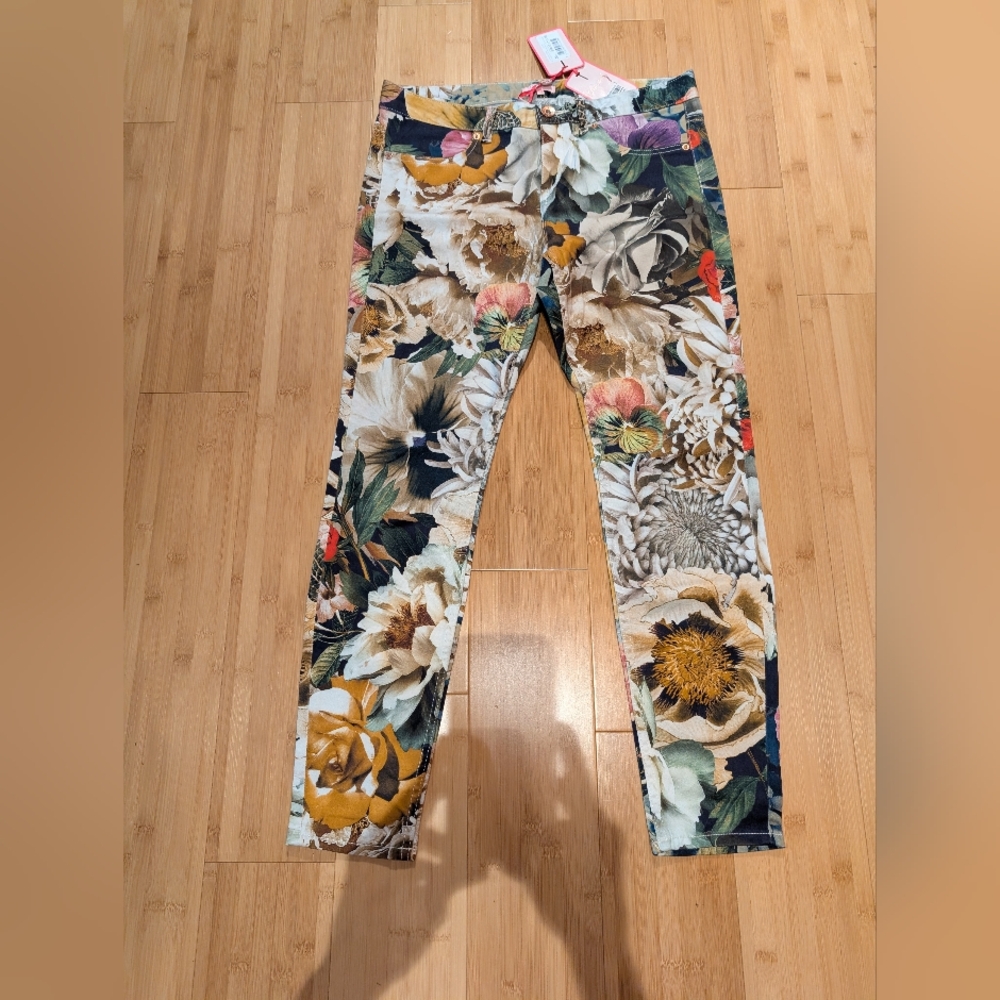 Ted Baker London Floral Cropped Jeans - Multicolor